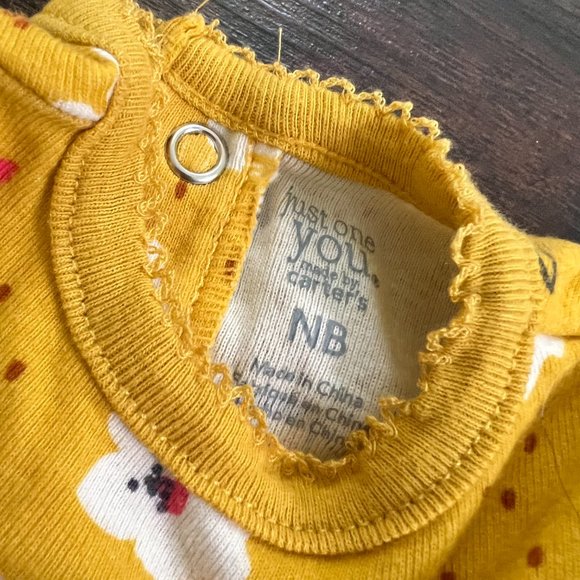 Newborn bundle - pajamas, long sleeved onesies, short sleeved onesie - Picture 2 of 5